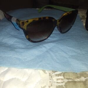 Tortoise Shell Sunglasses with Green Arms